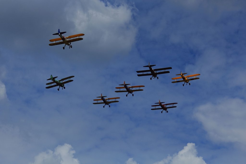 Boeing-Stearman-b.jpg