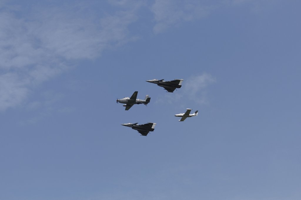 Rafale-F12-Alize-Morane-Paris-c.jpg