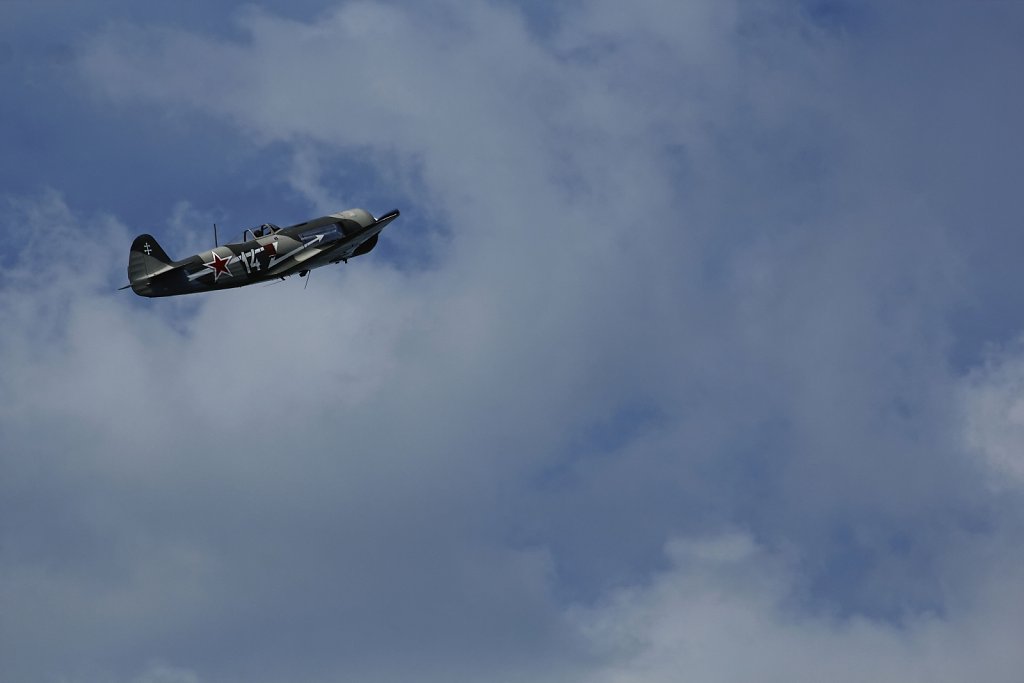 YAK-11-g-Normandie-Niemen.jpg